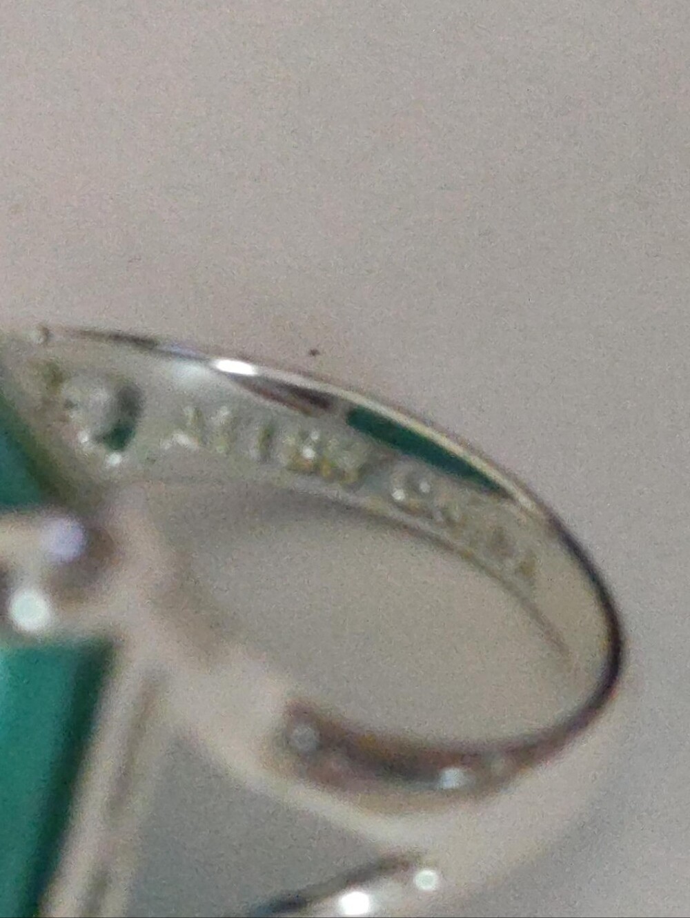 Ladies Ring - Picture 4 of 7